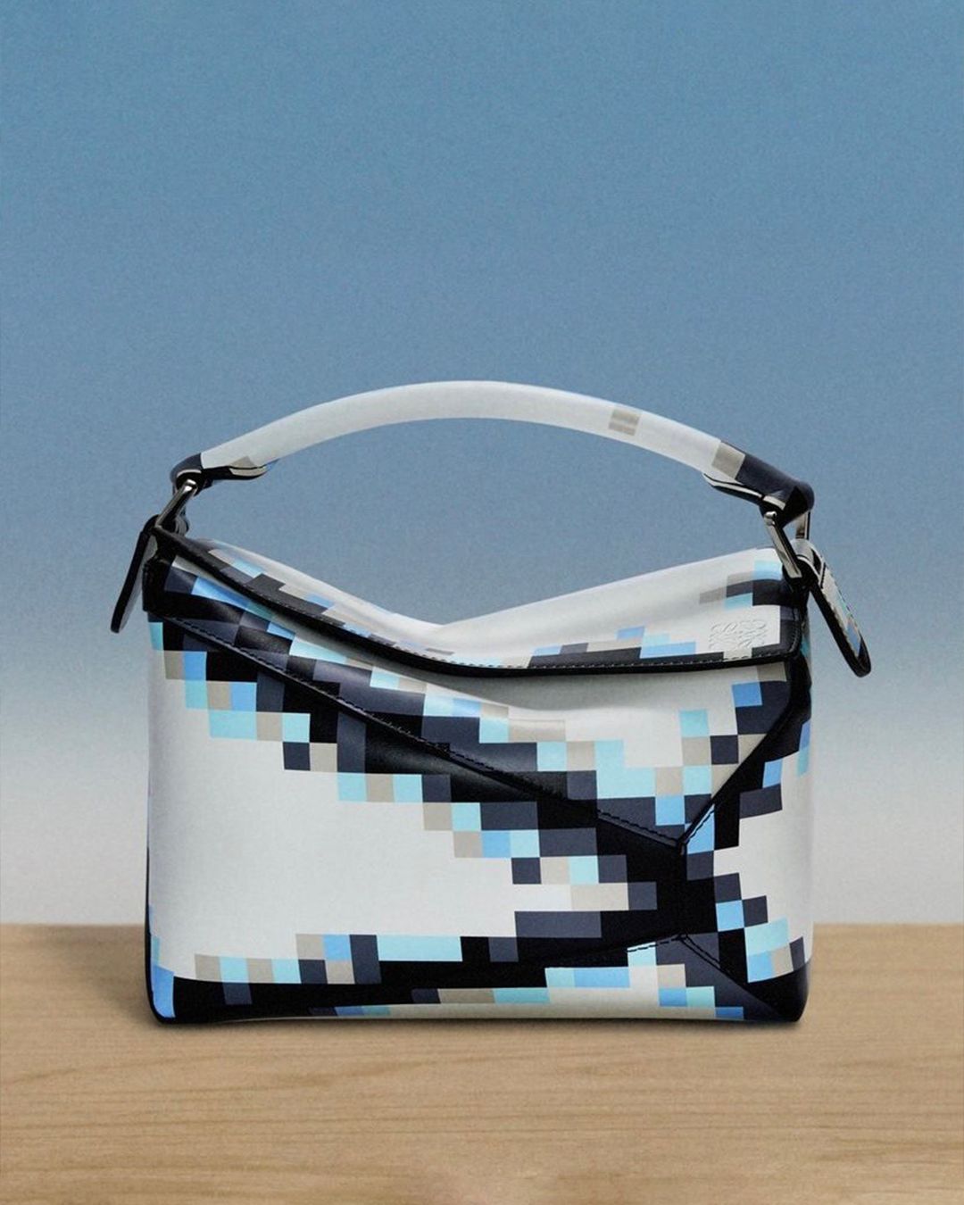 IS LOEWE SATISFYING OUR CHILDHOOD NOSTALGIA WITH ITS PIXEL PERFECT CLOTHING?