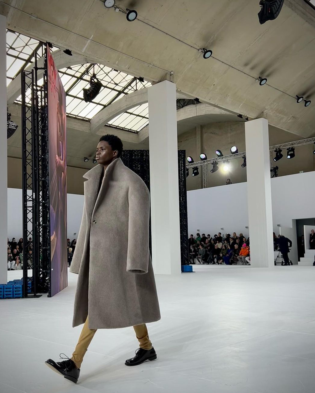 BBL COATS & ANGEL WINGS: 4 PIECES FROM LOEWE FW23