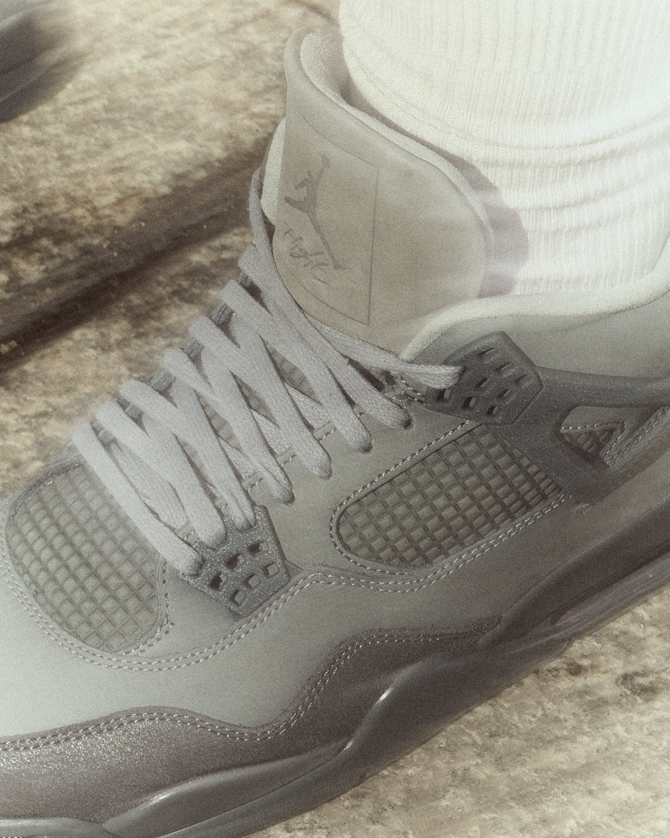 We unboxed the Air Jordan 4 Retro “Wet Cement”just in time for the Paris Olympics