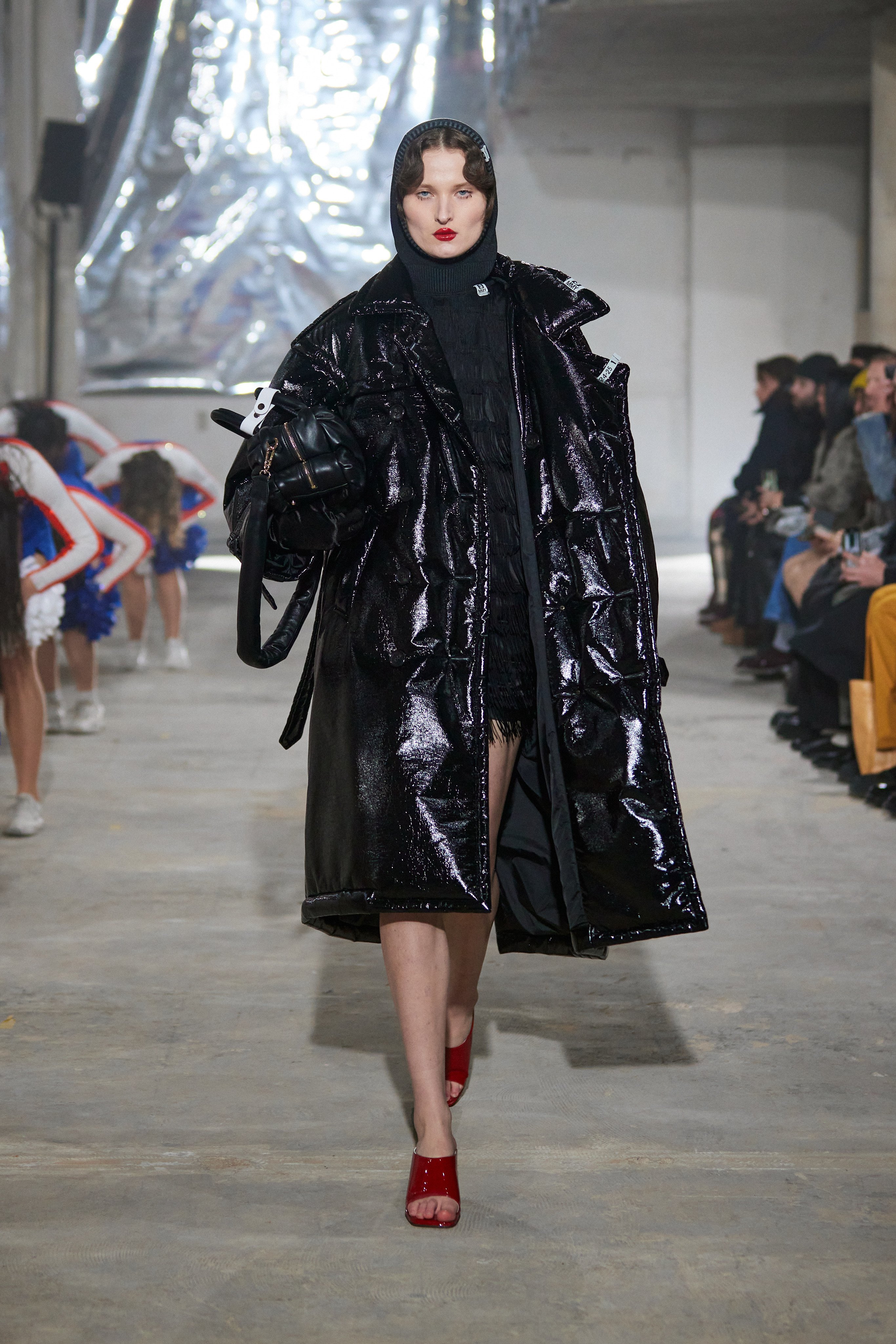 Maison MIHARA YASUHIRO Fall/Winter 2024 was a trip back in time