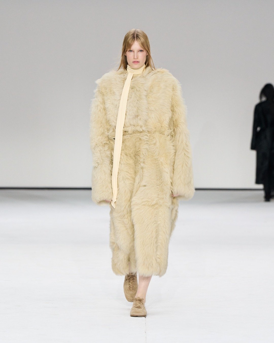 Here’s what went down at COS’ Autumn/Winter 2025 show