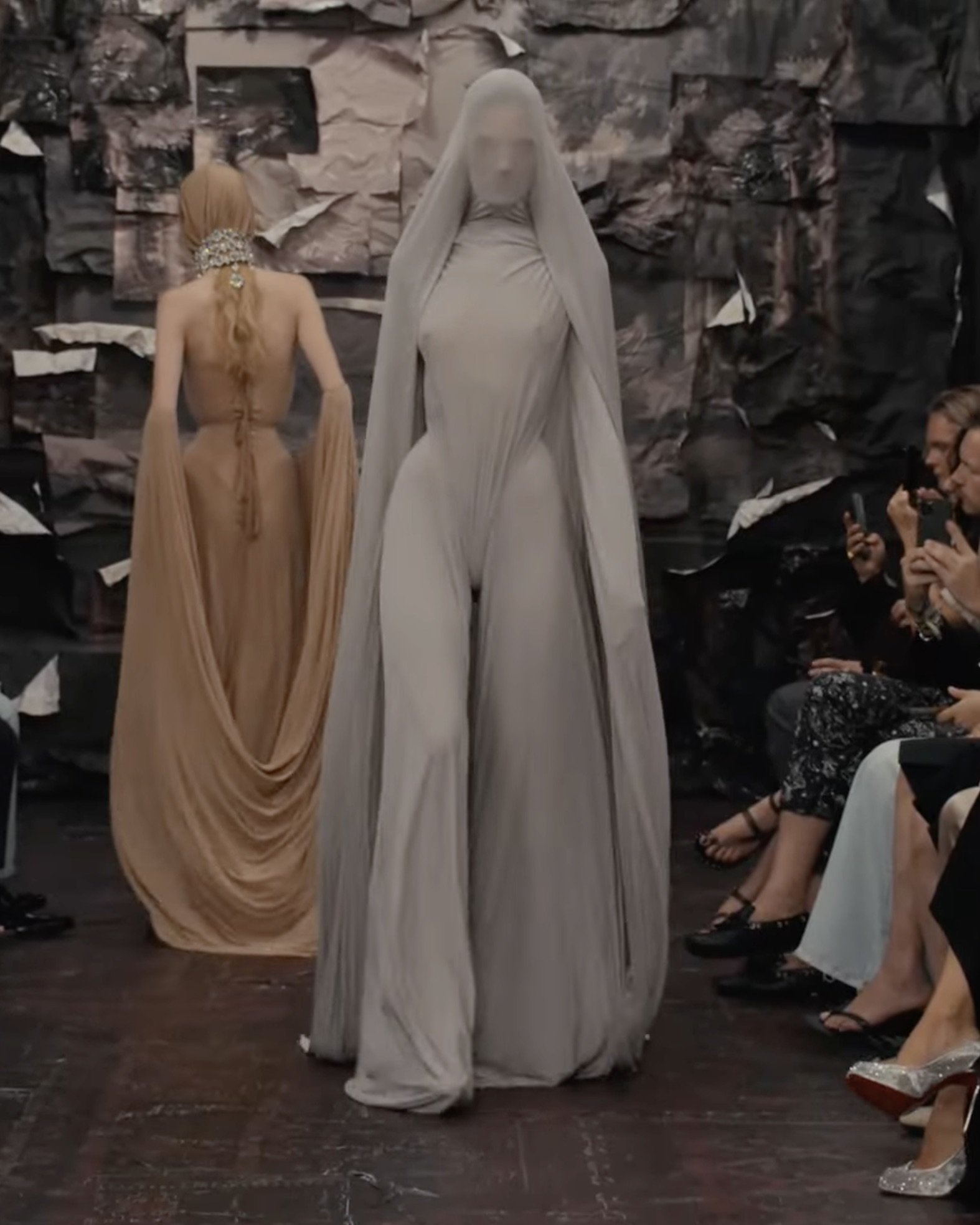 Maison Margiela Artisanal Fall 2025: Glenn Martens took us back to the early Margiela days