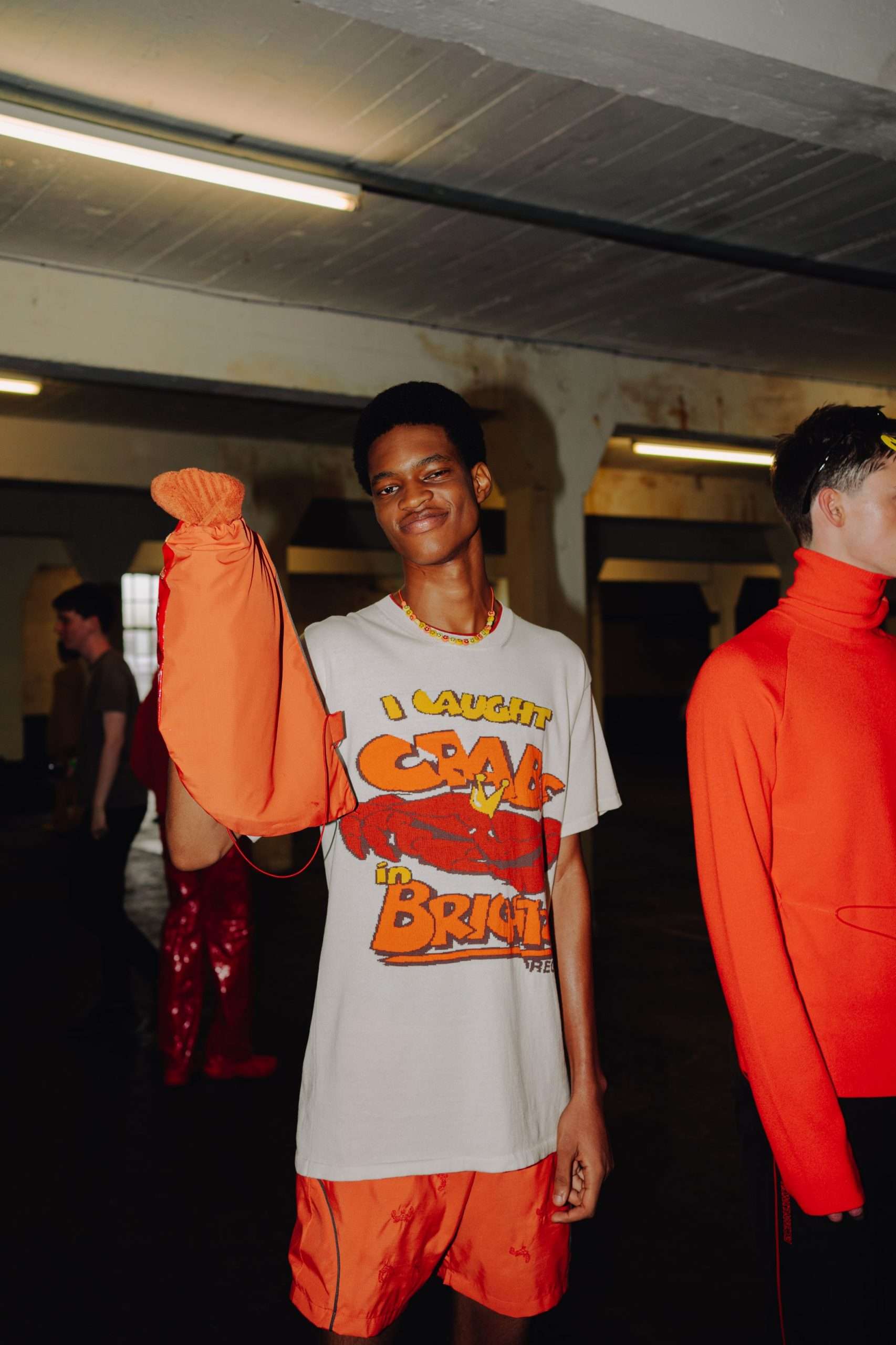 CRABS, CROCS & CRISP LINEN: ROBYN LYNCH BUILDS UPON HER PERSONAL FUTURISM FOR SS23