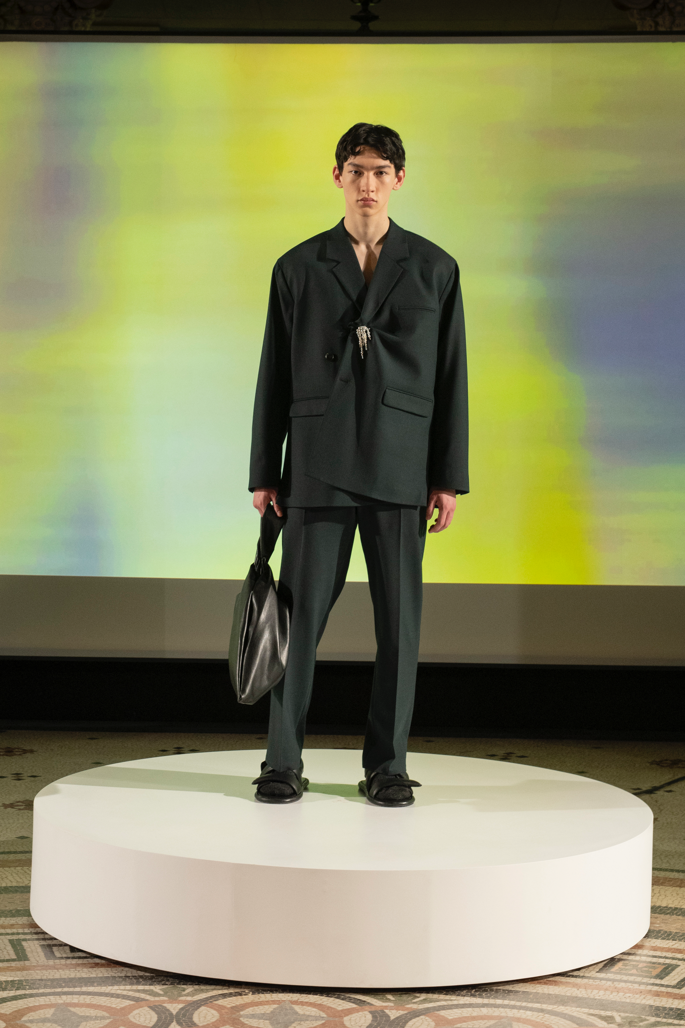 NANUSHKA PRESENTED A CLARIFIED COLLECTION & TRIBUTE TO UKRAINE AT PFW