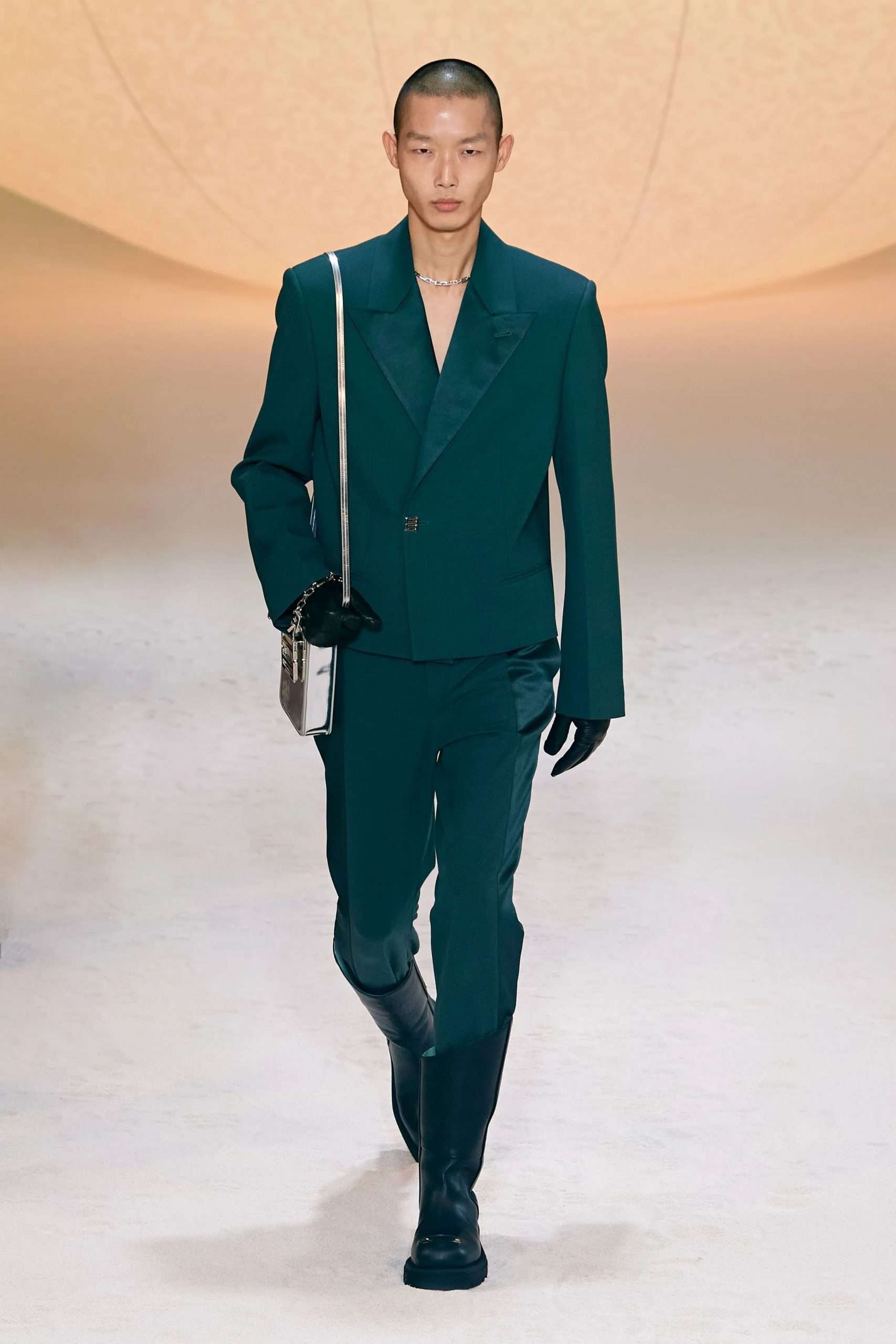 YOON AHN TAKES US TO THE FUTURE FOR AMBUSH’S RUNWAY DEBUT