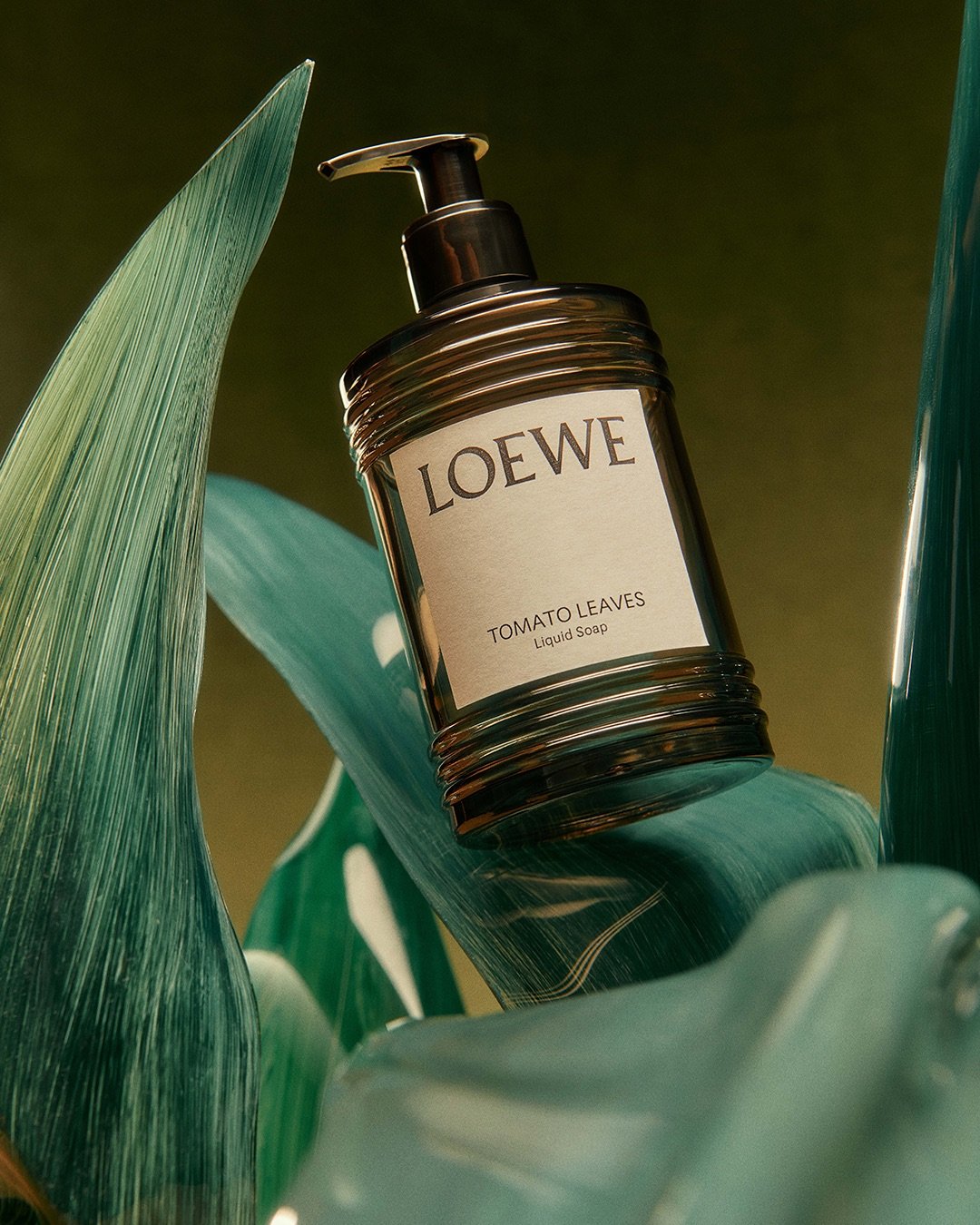 LOEWE Perfumes’ Holidays collection smells like luxury