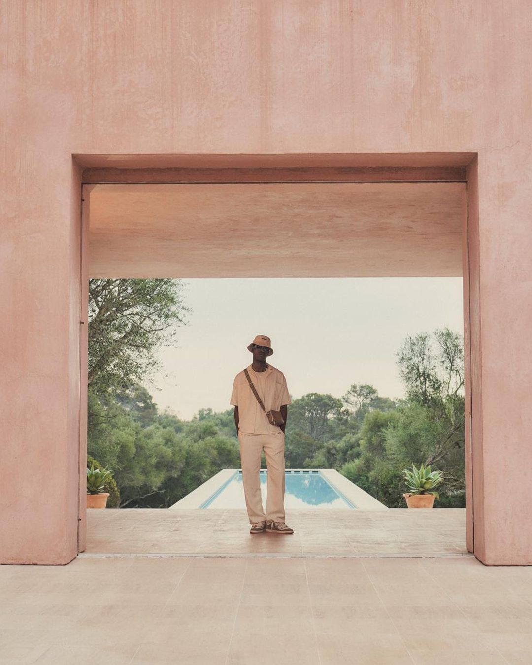 ISA BOULDER’S MENSWEAR SS23 CAMPAIGN & A HEAT X VETEMENTS PARTNERSHIP: YOUR FRIDAY ROUNDUP