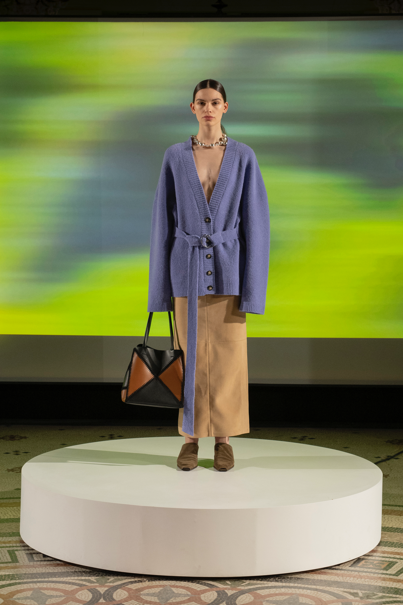 NANUSHKA PRESENTED A CLARIFIED COLLECTION & TRIBUTE TO UKRAINE AT PFW