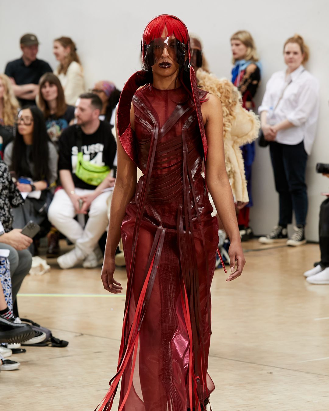 CIGARETTES ON THE RUNWAY & L’ORÉAL PRIZE WINNERS: WHAT WENT DOWN AT CSM’S BA FASHION SHOW