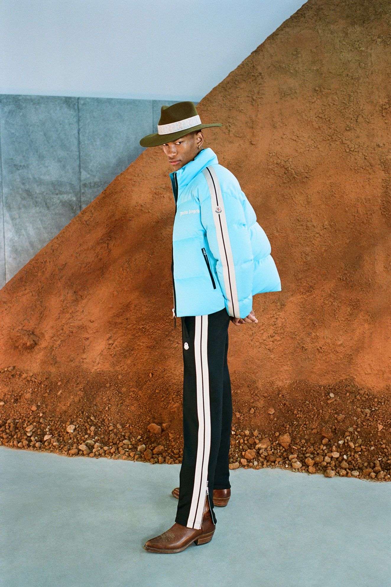 SURFING & WINTER GO HAND IN HAND, ACCORDING TO MONCLER & PALM ANGELS