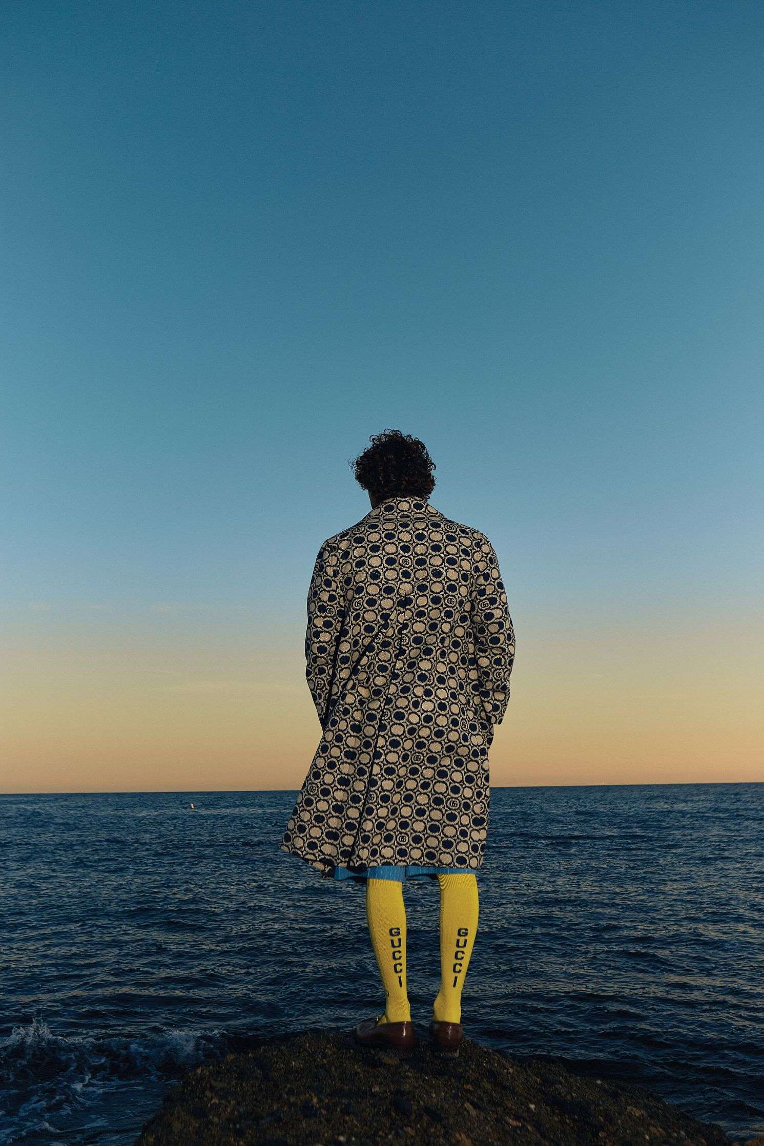 THE INTRIGUING RELATIONSHIP BETWEEN FASHION & SURF CULTURE