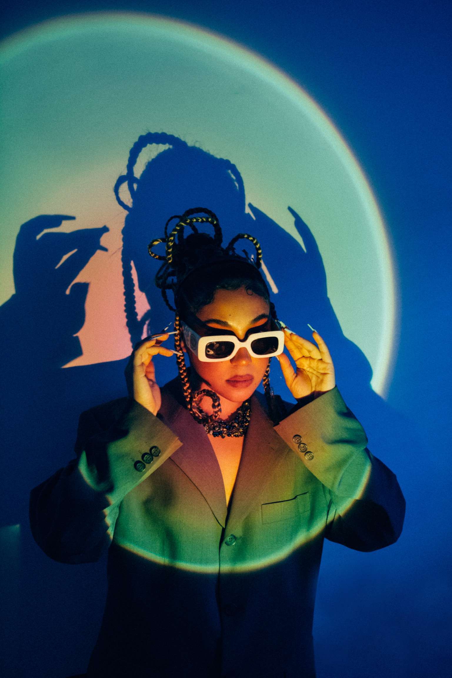 ELLIE PARRIS HITS LIKE SZA ON A SUNDAY MORNING