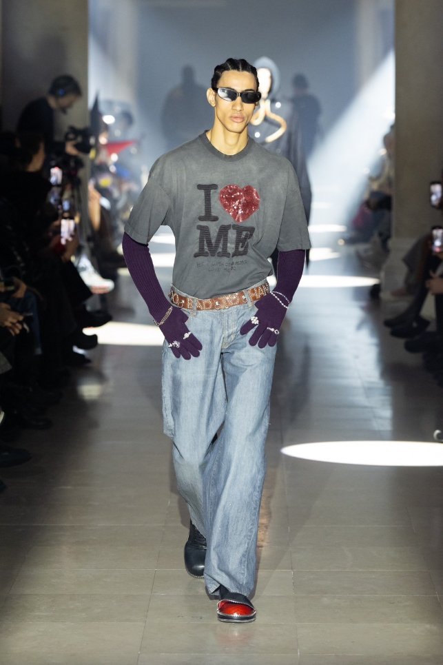 Doublet AW25 has teeth