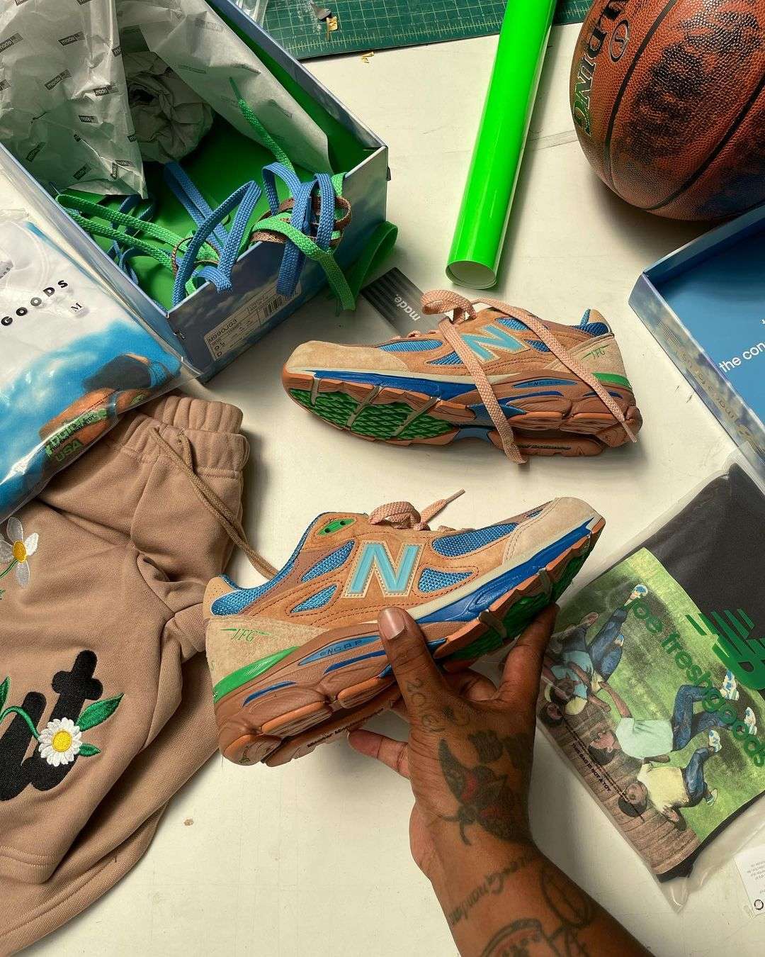 JoeFreshgoods© Sneakers