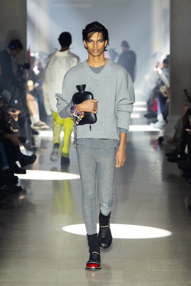Doublet AW25 has teeth