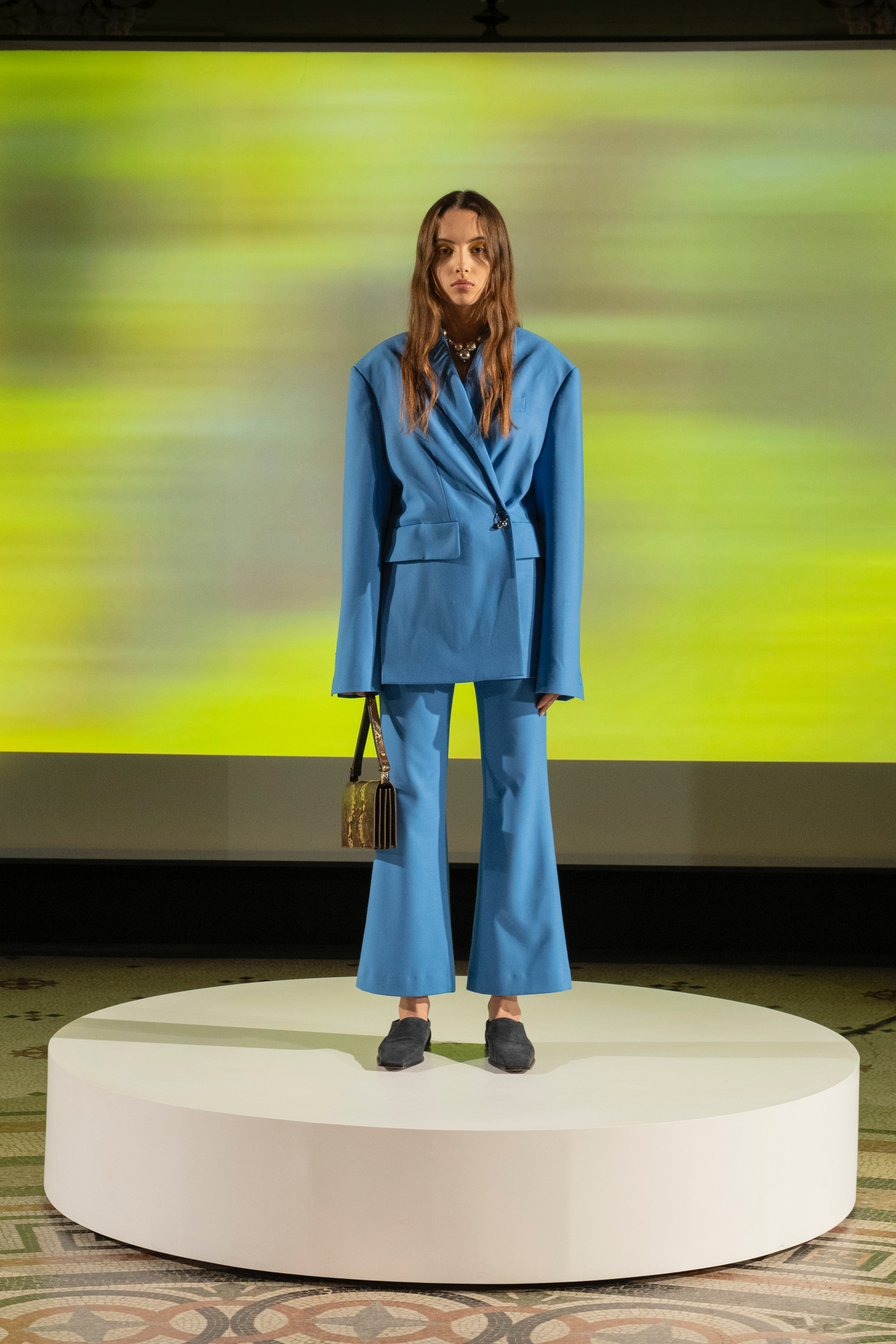 NANUSHKA PRESENTED A CLARIFIED COLLECTION & TRIBUTE TO UKRAINE AT PFW