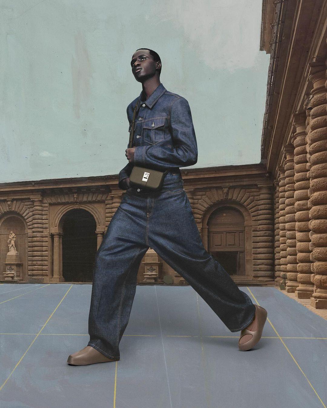 Your Friday Roundup: Ferragamo introduces the Fiamma bag, PLEATS PLEASE ISSEY MIYAKE launches “Frozen Flower” & more