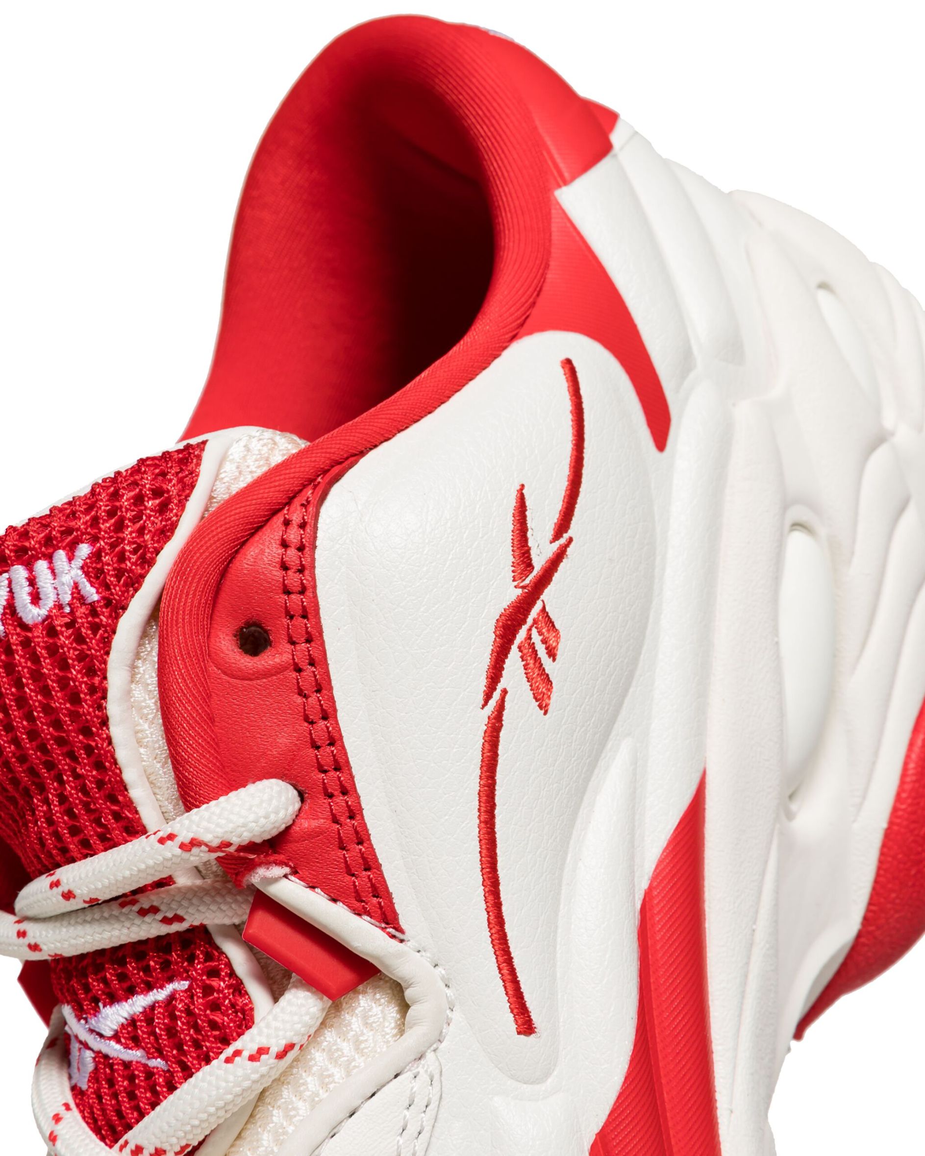 Reebok x KANGHYUK brings back the DMX 6 Run Modern