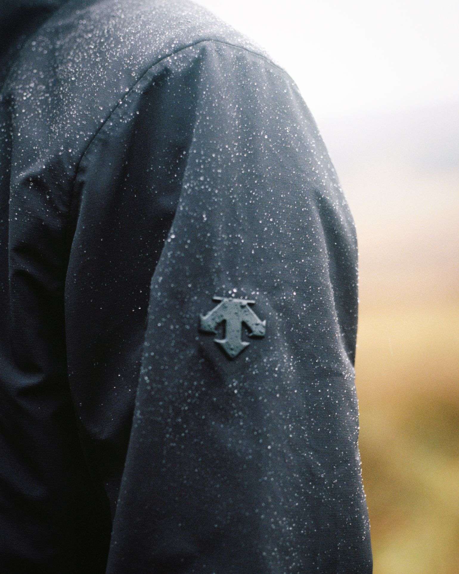 DESCENTE ALLTERRAIN DOESN'T CARE ABOUT RAIN