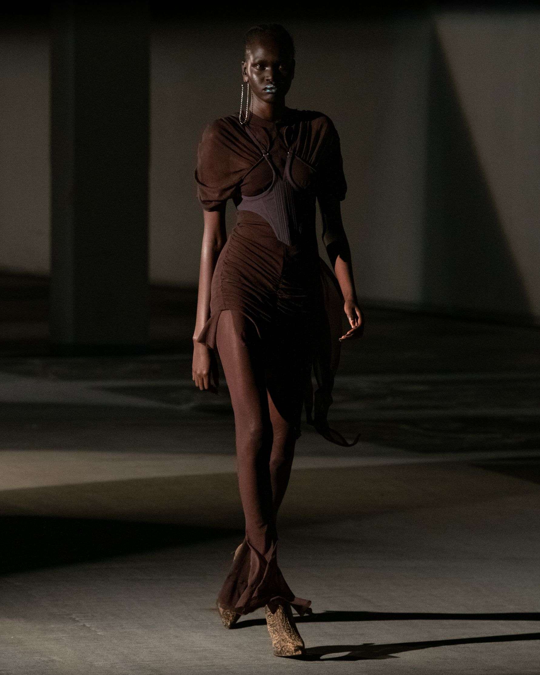 ‘ADRENALINE’: KNWLS SS22 OFFERS DISRUPTION AND SENSUALITY AT LFW