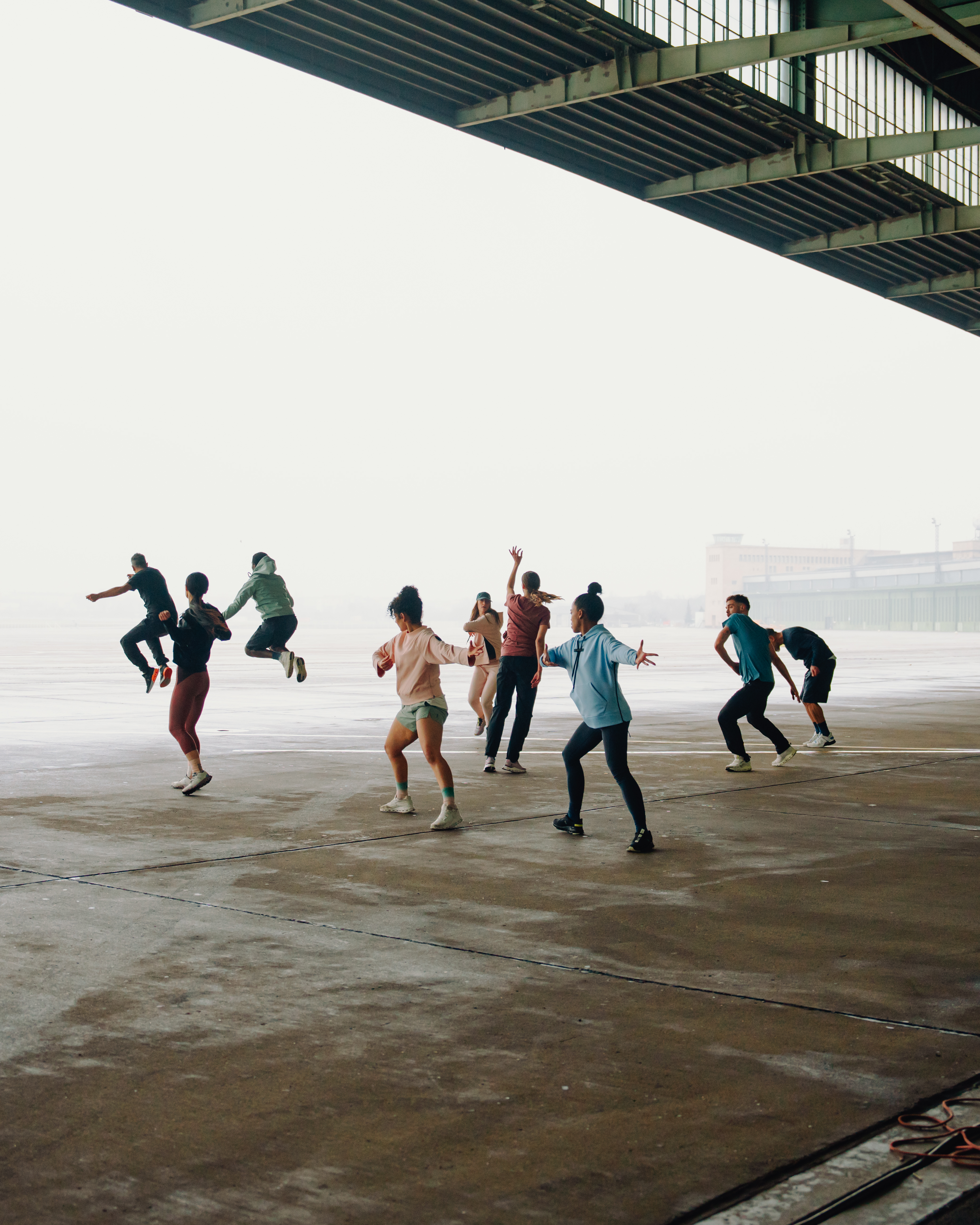JUSTIN PECK AND SASHA WALTZ TALK CHOREOGRAPHY, HUMAN MOVEMENT, & ON’S NEW CAMPAIGN