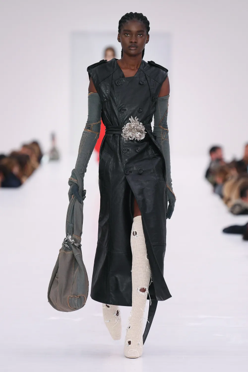 ACNE STUDIOS IS HERE TO UPHOLSTER YOUR AW22 FIT