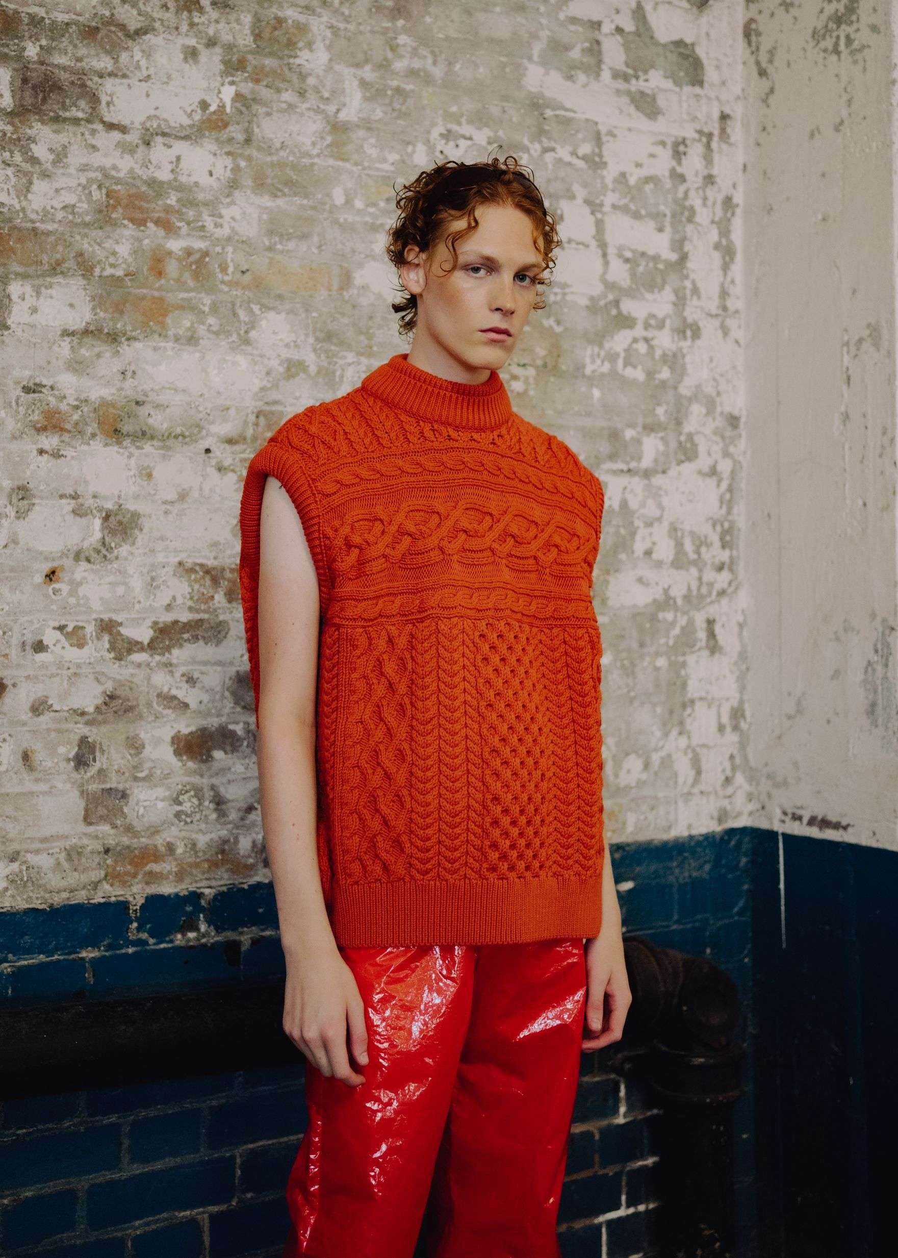 CRABS, CROCS & CRISP LINEN: ROBYN LYNCH BUILDS UPON HER PERSONAL FUTURISM FOR SS23