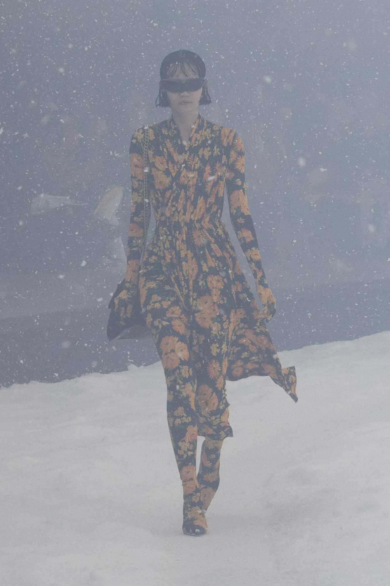 THE BALENCIAGA SHOW WAS MEANT TO BE AN UNCOMFORTABLE VIEWING EXPERIENCE