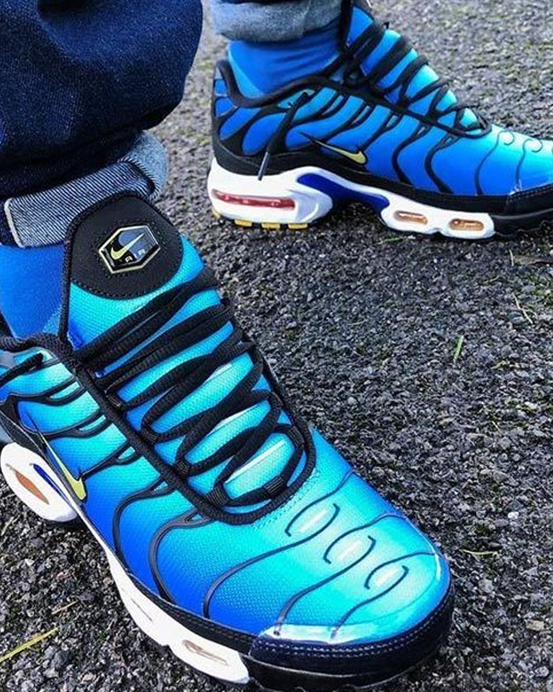 CÎROC GETS A NEW BOTTLE & TIMBERLAND REVISITS ITS ICONIC BOOT: YOUR MONDAY BRIEFING