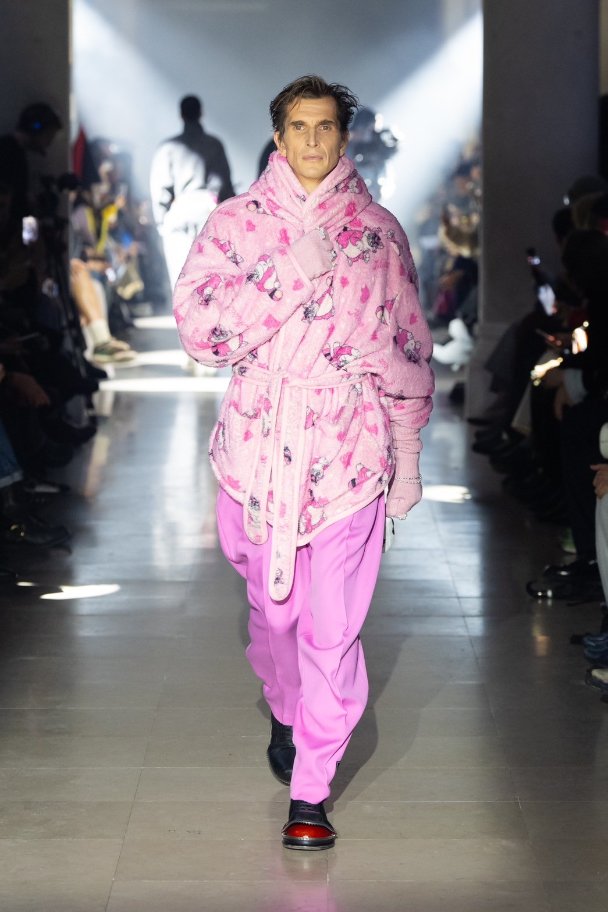 Doublet AW25 has teeth