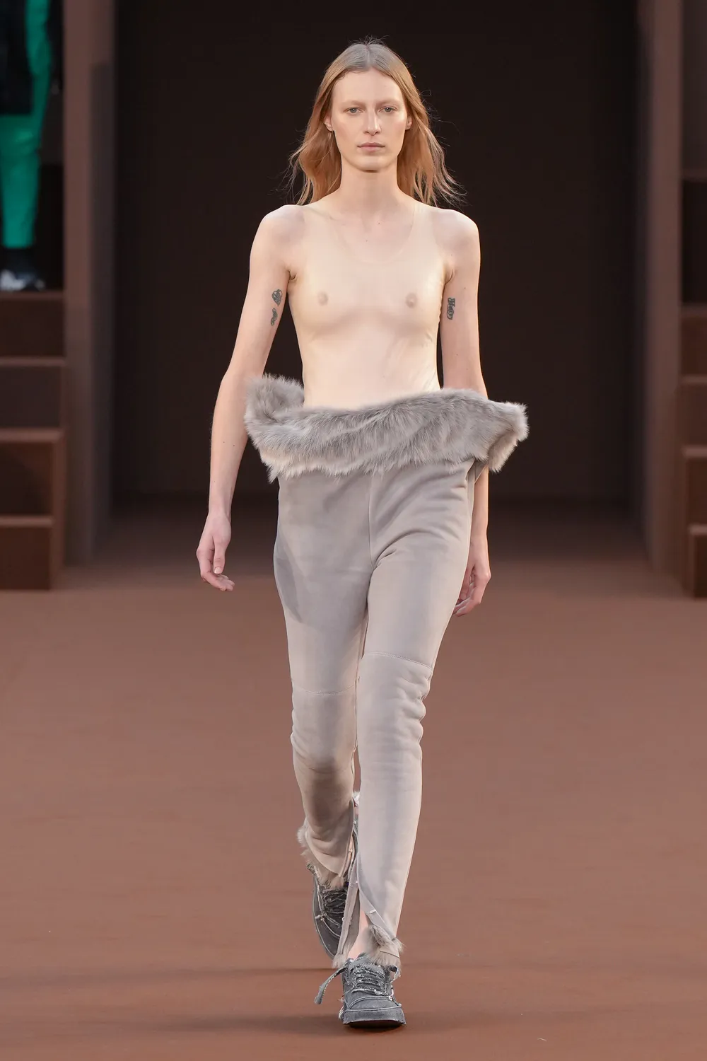 LOEWE 'CAR-DRESS' CAUSE CHAOS AT FW22 SHOW