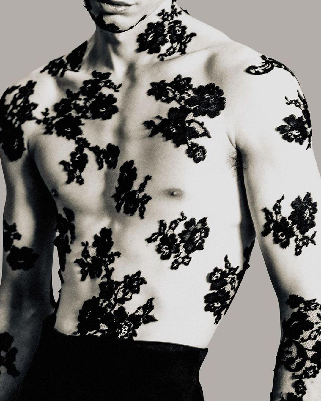 KILLER COLLECTIONS & PARISIAN PRELUDES: YOUR MONDAY BRIEFING
