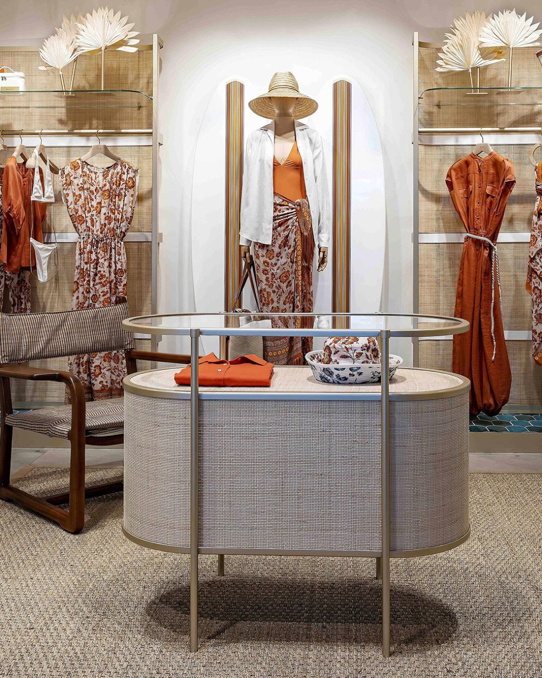 AROUND THE WORLD: LEVI’S BRICK LANE POP UP & BOTTEGA VENETA’S VENICE APPEARANCE
