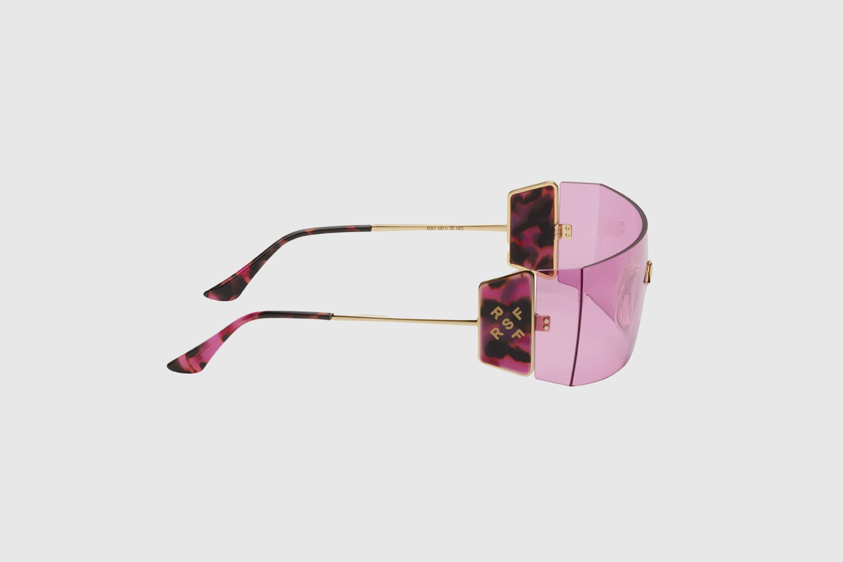 We’re throwing shade(s) in this week’s shopping guide