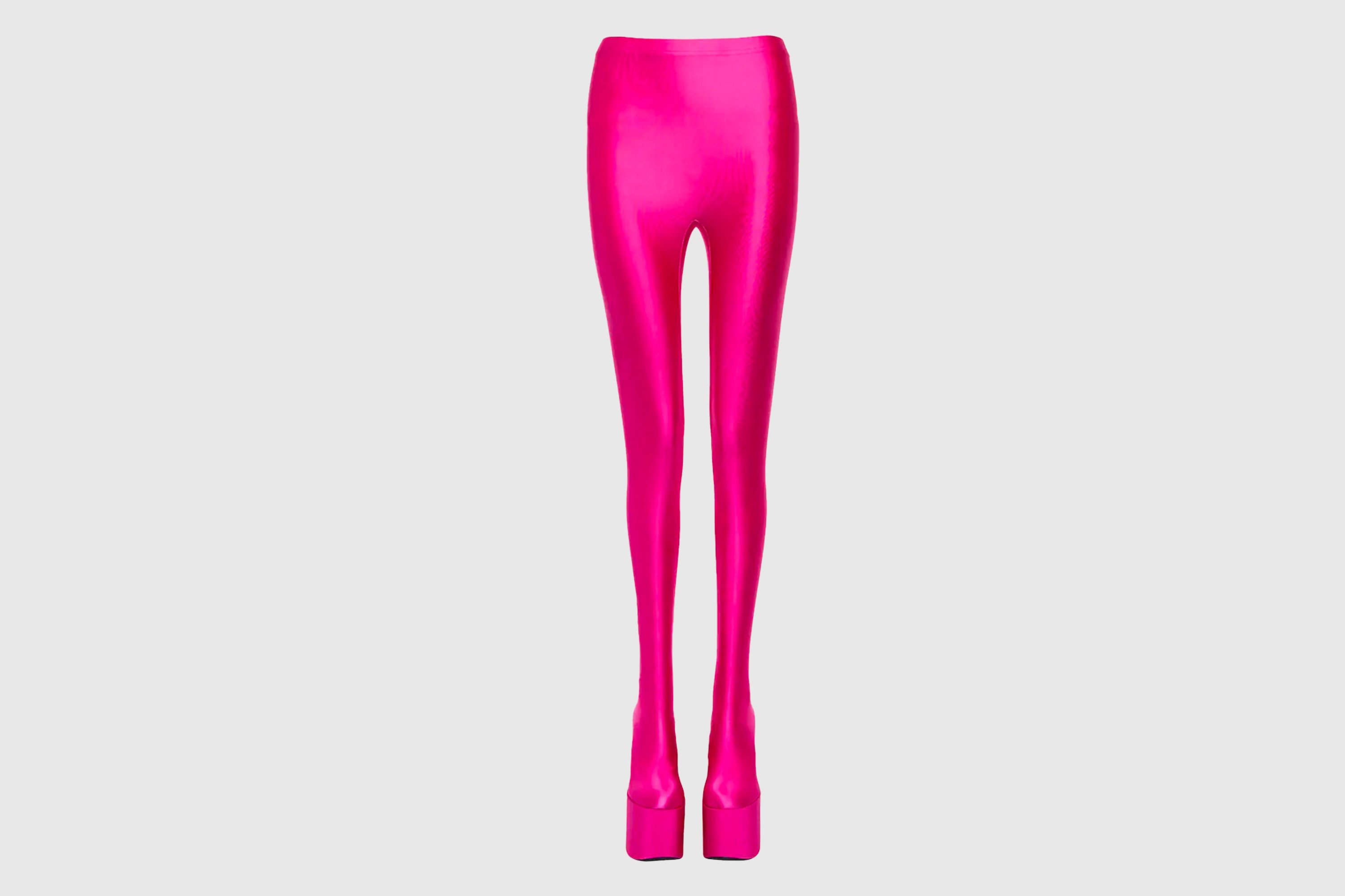 Your shopping guide to the weirdest s*** in fashion rn we know you’ll love