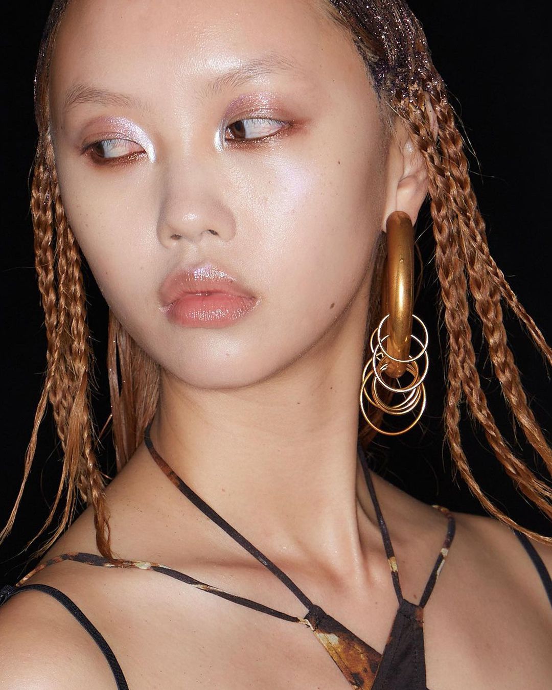KISS & MAKEUP: OUR FAVOURITE BEAUTY MOMENTS FROM LFW