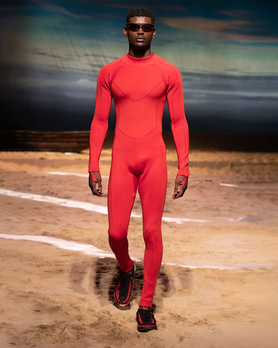 TOWEL TANNING & BREAKOUT DANCING: 4 KEY MOMENTS FROM SAUL NASH’S SS24 SHOW