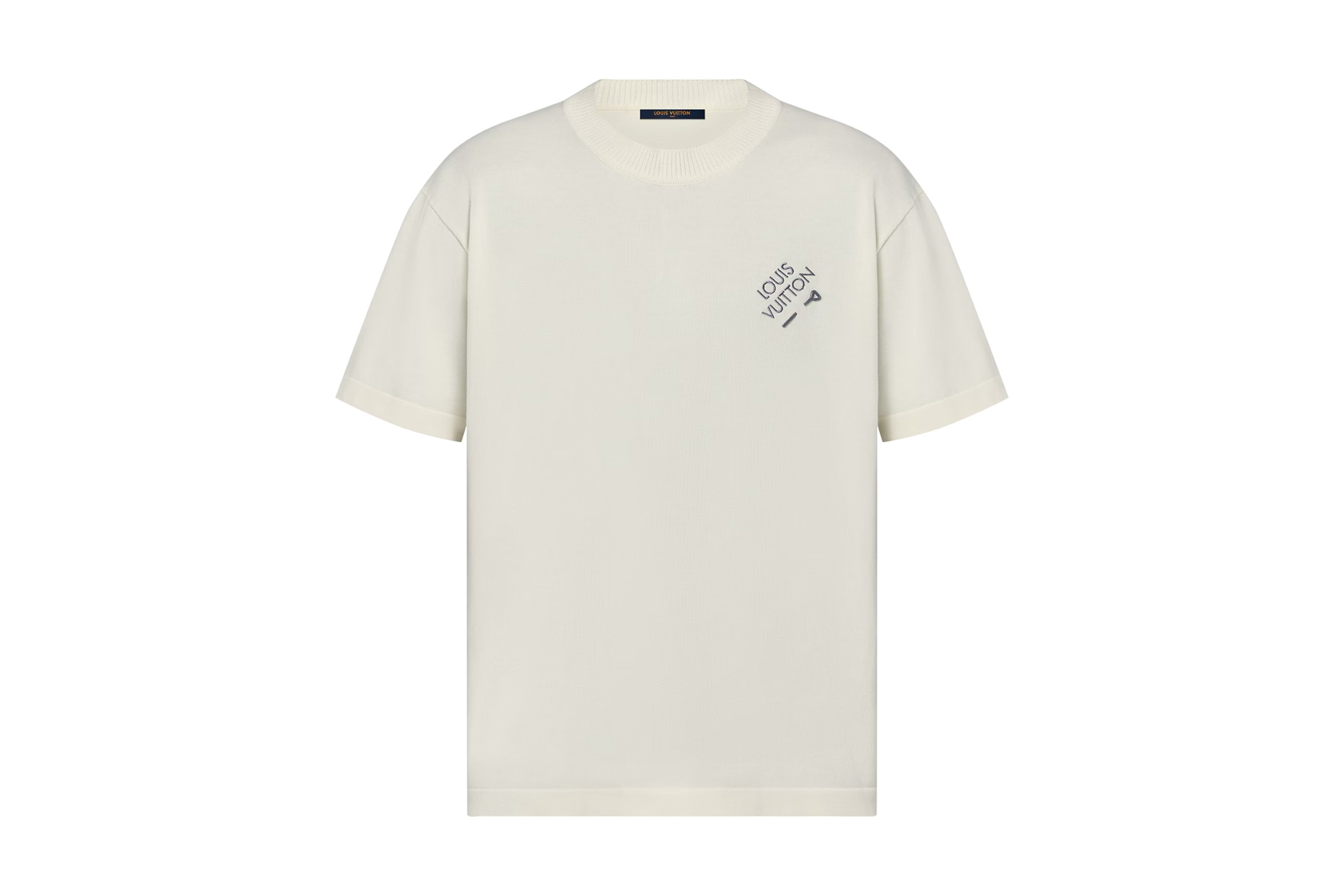From basic to the main character, a shopping guide to elevating the white top