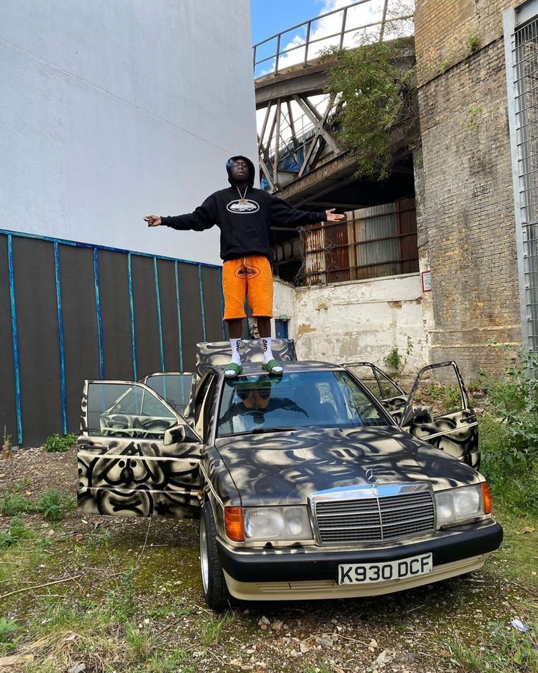 ARTIST, SKATER, DESIGNER, MOWALOLA MODEL: WHO EXACTLY IS SLAWN?