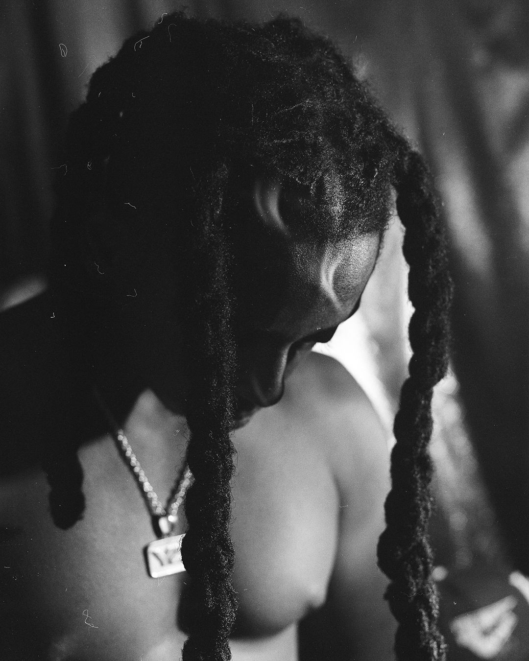 FRANK OCEAN TIDES US OVER & DRAKE TEASES A TOUR: YOUR MONDAY BRIEFING