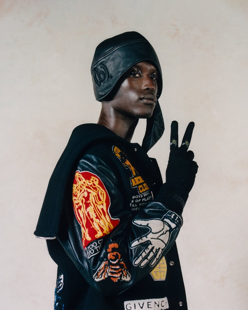 GIVENCHY COLLABS W (B).STROY FOR A NY STREETWEAR TAKEOVER
