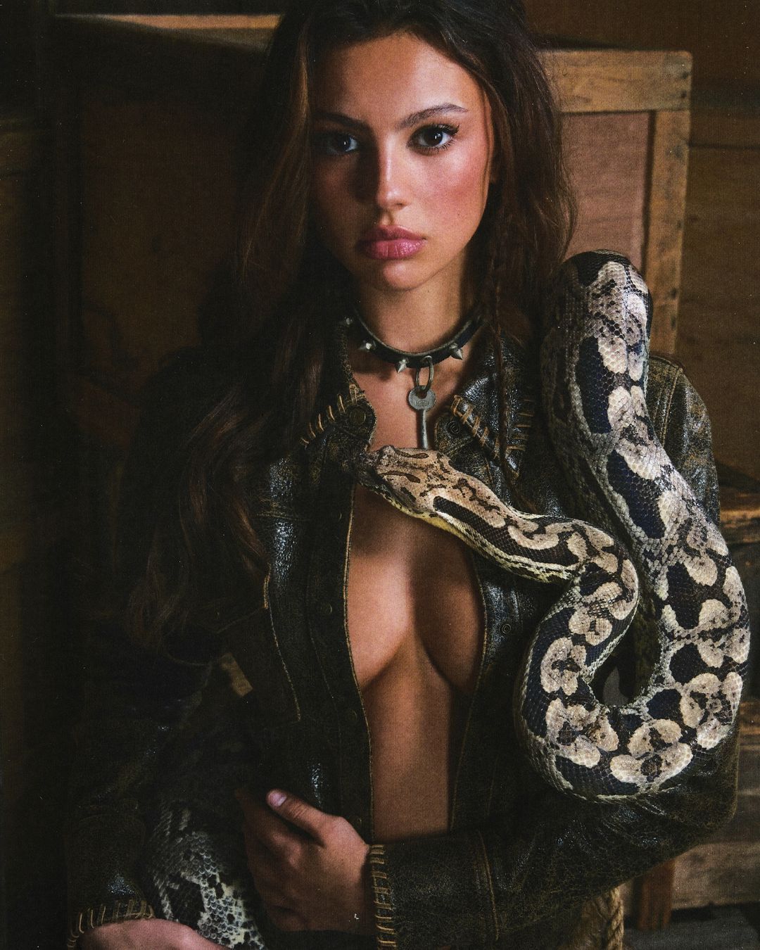We’re hot under the collar for GUESS USA FW23