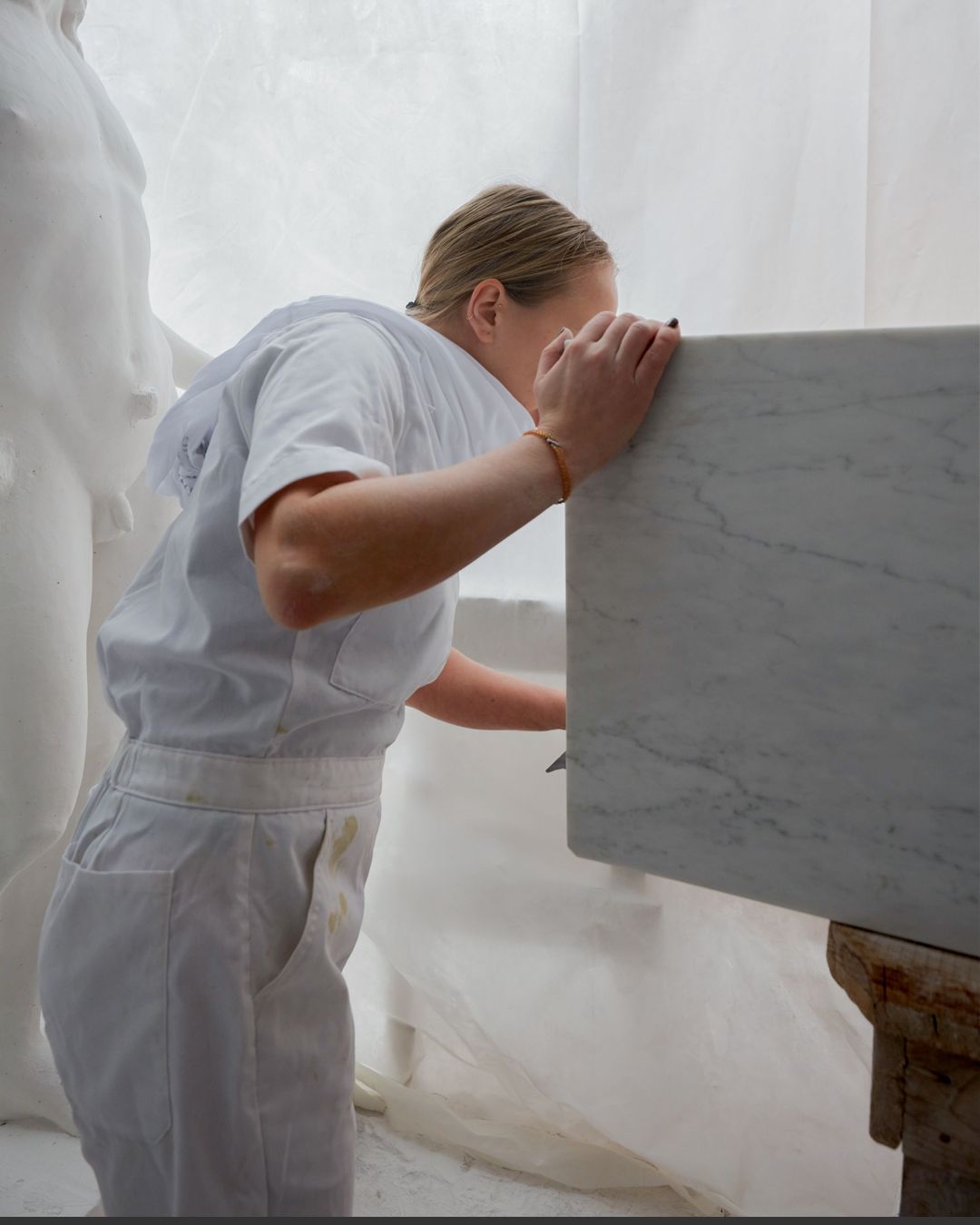 ANNA PESONEN TALKS ABOUT HER NEW SCULPTURAL “DISCOURSE” SERIES