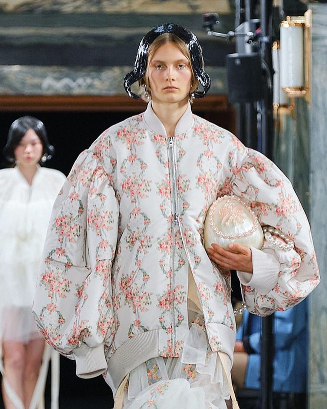 KISS & MAKEUP: OUR FAVOURITE BEAUTY MOMENTS FROM LFW