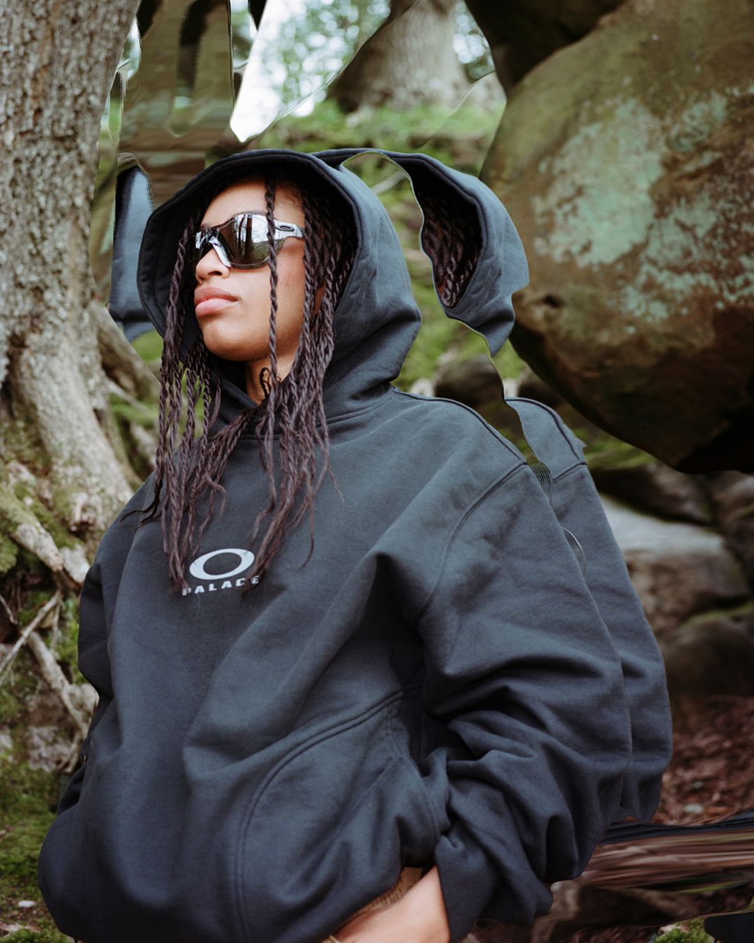 LET’S TRAVEL TO THE FUTURE WITH THE OAKLEY X PALACE COLLAB
