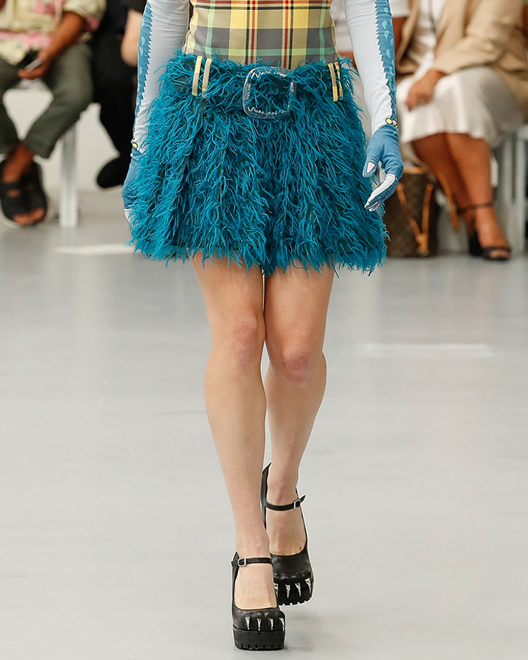TEXTURE IS TEXTURING: ADD SOME TEXTURE TO YOUR SUMMER WARDROBE