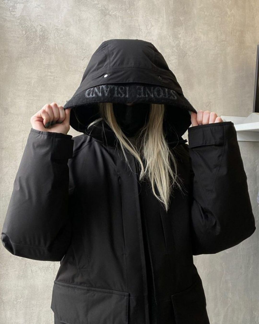 THE PEOPLE OF STONE ISLAND: AN ARCHIVE