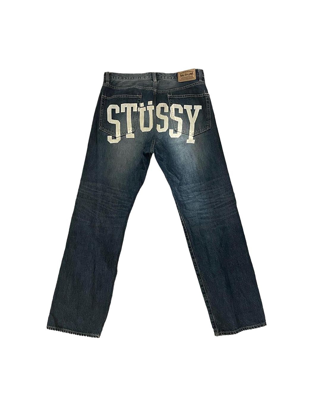 THE BEST APPROACH IS HEAD ON: ICONIC STÜSSY PIECES