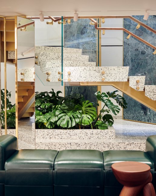 Bottega Veneta's new Sloan Street store is giving European summer