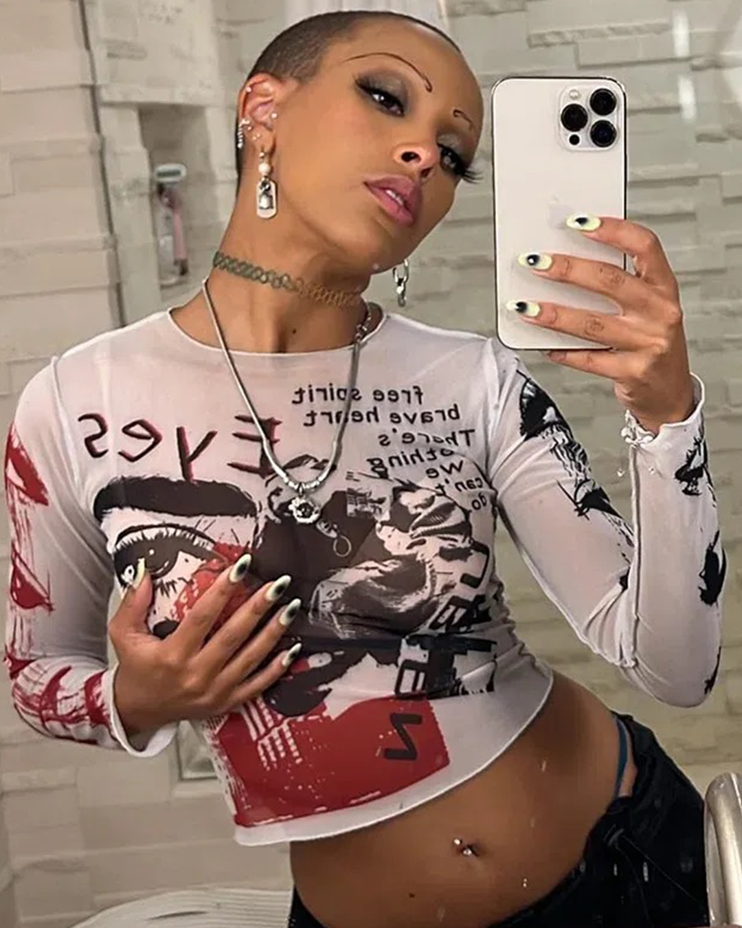 WHY DOJA CAT’S ACTUALLY WINNING AT ANTI-FASHION